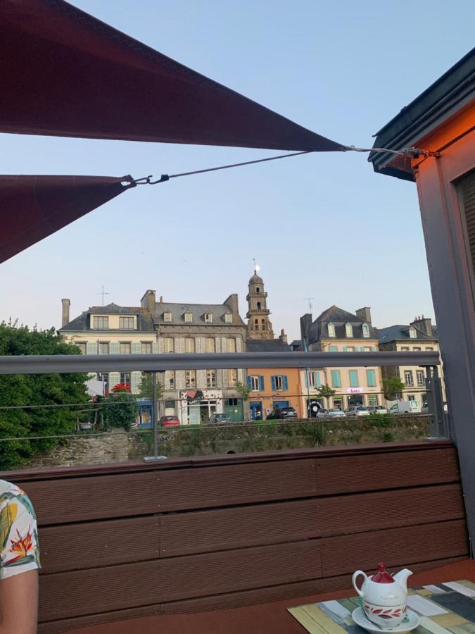 Apartamento Nuit Sur Le Pont 5 Landerneau Exterior foto